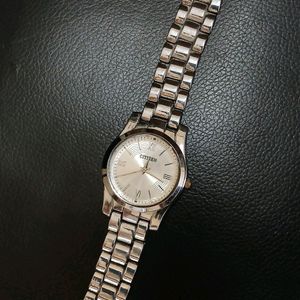 Beautiful  Ledies Watch