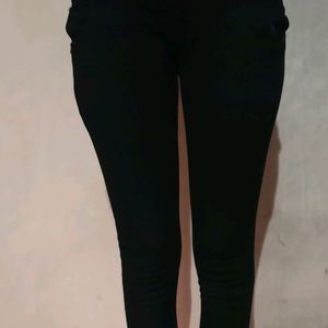 Skinny Black Mid Rise Denim Jeans