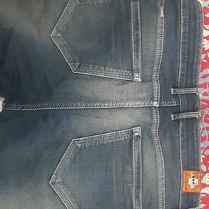 Super-9 Jeans