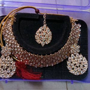 Necklace Set