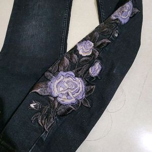 Floral Black Beauty Mango Jeans