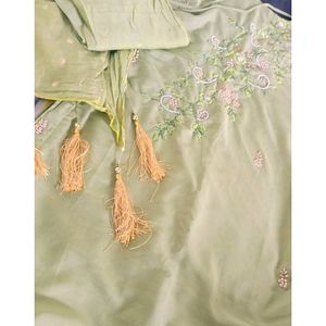 Pretty Kurta With Dupatta