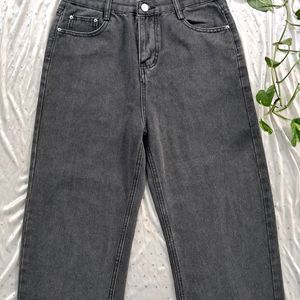 Urbanic Charcoal Straight Fit Jeans (28-30)