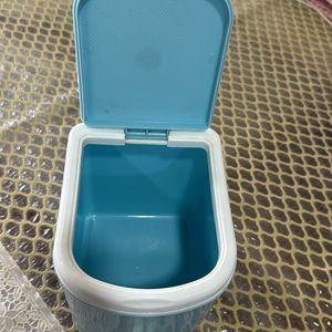 Plastic Mini Waste Bin