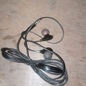 Reelod Brand New Wired Stereo Music Earphone