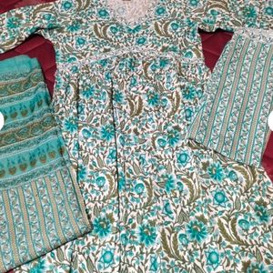 Women's Kurti Set