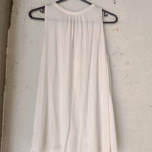 H & M Sleeveless Keyhole Top