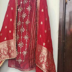 BANARAS SUIT WITH 😍 STONE WORK & DUPATTA