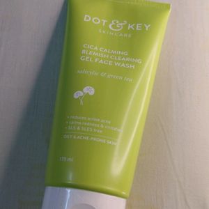 Dot& Key Face Wash And Moisturizer Combo