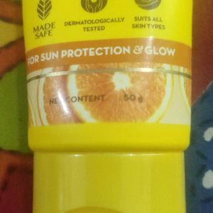 Mamaearth❤️ Vitamin C Daily Glow Sunscreen