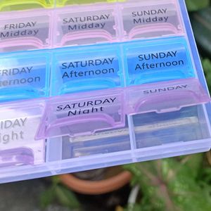 NEW Weekly Medicine Pill Reminder Tray 😍