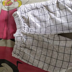 Stylish Kids Cotton White Check Pant for Boys