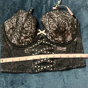 VS Lightly-Lined Heritage Ribbon Slot Bra To