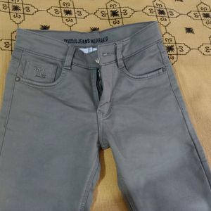 Boy's Bottom Wear