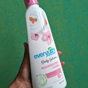 Everyuth Naturals Body Lotion