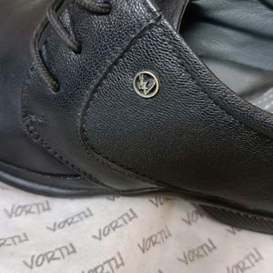 Vorth Brand Men Black Lace-up Leather Formal Shoes