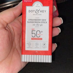 DOT & KEY Sunscreen Stick & Lipbalm Combo!