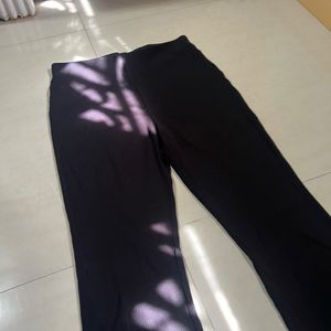 FLARED H&M BLACK PANTS