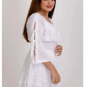 Chikankari Top