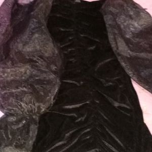 Beautiful Black velvet Backless Dress