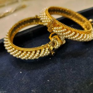 BANGLES FOR WOMEN