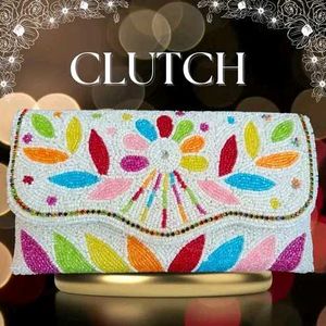 BRAND NEW WOMEN'S CLUTCH