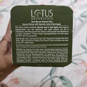 Lotus Serum Cream Moisturizer  With Red Apple