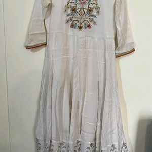 white kurti