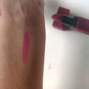 Mauve/Pink LipStick