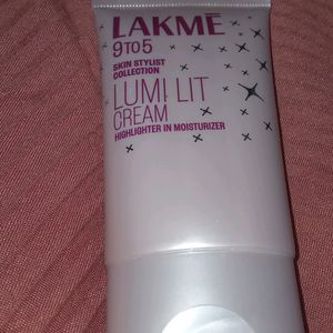 Lakme Lumi Lit Cream