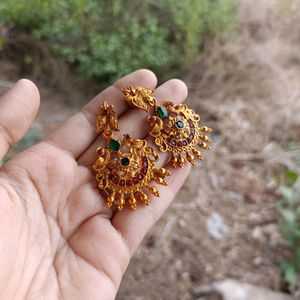 Antique Gold Colored Earring