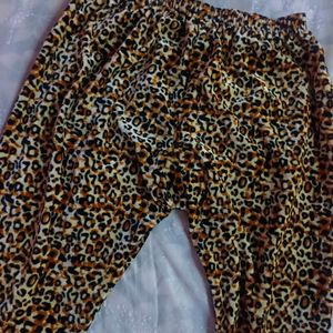 Leapord Print Legging Or Bottom (Women's)