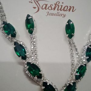 Price Drop ! AD Jewellery Set