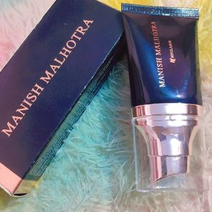 Manish Malhotra Luminous Moisturizing Primer