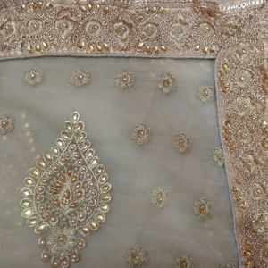 Net Saree With Heavy Thread Work