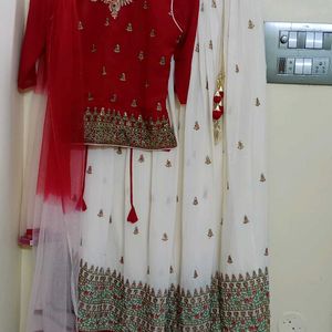 New Lehenga(Negotiable)