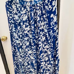 XL Long Blue Floral skirt