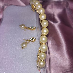 New Pearl & Stone Jewellery Set With Box