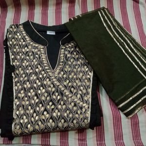 I M Selling Kurti With Dupatta