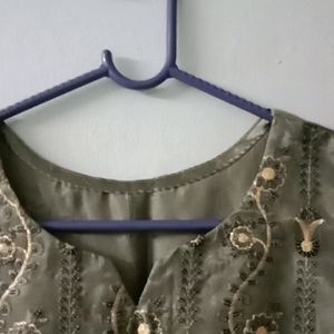 Kurti With Dupatta