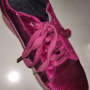 Red Velvet Casual Shoes