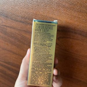 LAKME 4% Hyaluronic Dewy Micro Essence Liquid 100