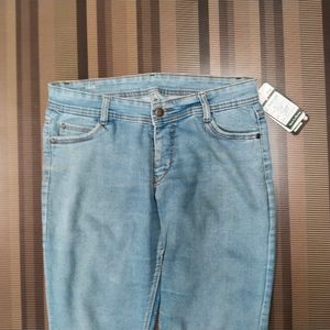 U-37 Size 34 Slim Fit Women Denim Jeans