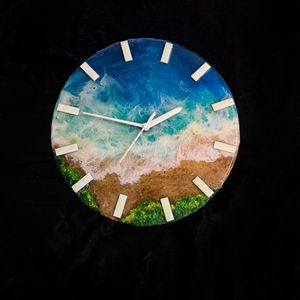 Resin ocean Clock