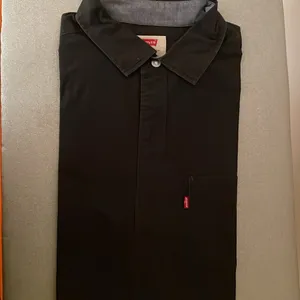 Levis Black Shirt