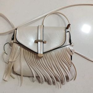 Cute Aesthetic Off White Sling Bags For Women