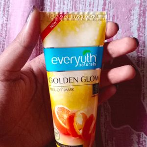 Everyuth Natural Golden Peel Off Mask