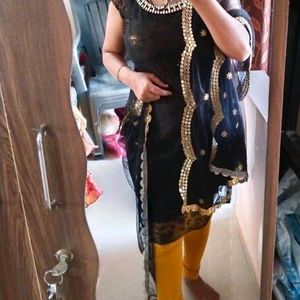 Party Wear Kurti With Havey Dupatta