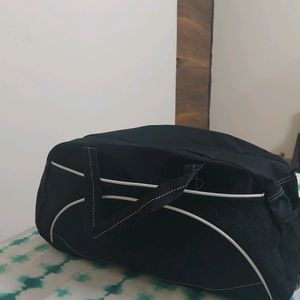 Traveling Bag