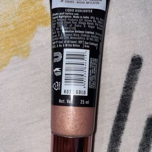 Lakme Absolute Liquid Highlighter